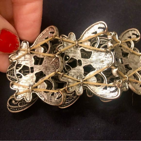 Bracelet, silver tone , elastic, floral vine,Sz 7-8 - Picture 8 of 8